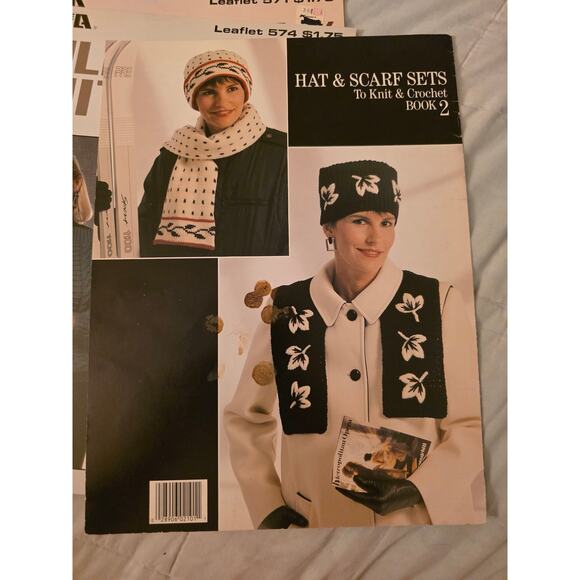 5 Leisure Arts Pattern Books Knit Argyle Sweater Hat Scarf - Picture 5 of 10